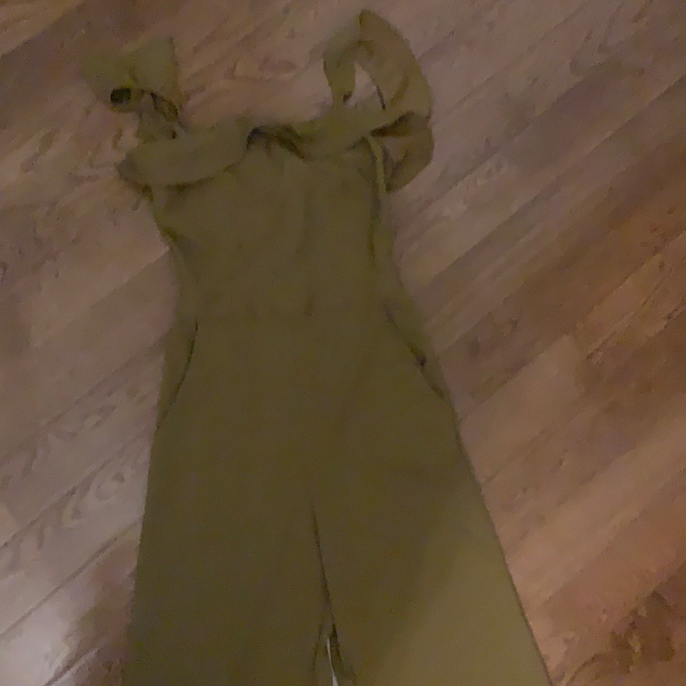 Kittenish olive green jumpsuit